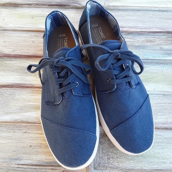 navy blue toms mens